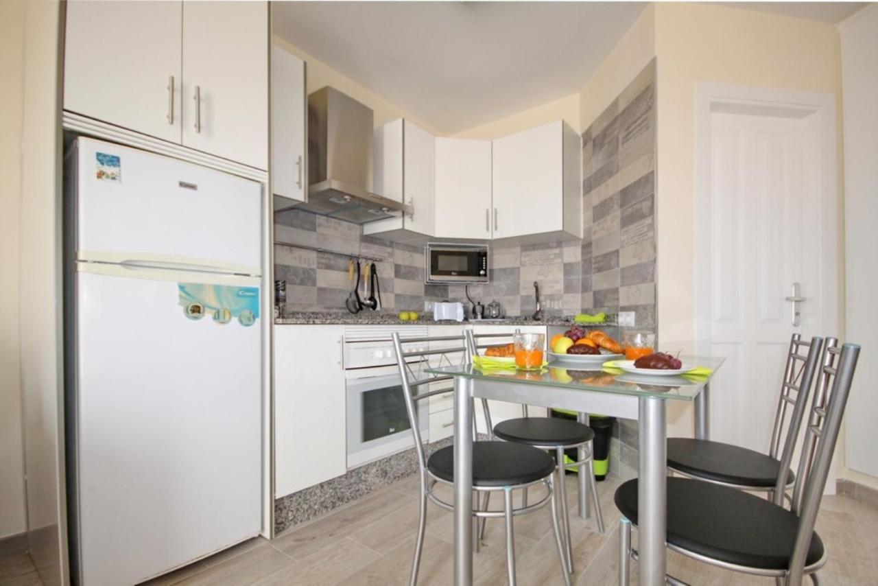 Apartment With Terrace On The Seafront In Playa Fanabe 아데제 외부 사진